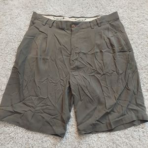 Men's Paradise Coves Olive Green Silk Shorts Size 36 waist